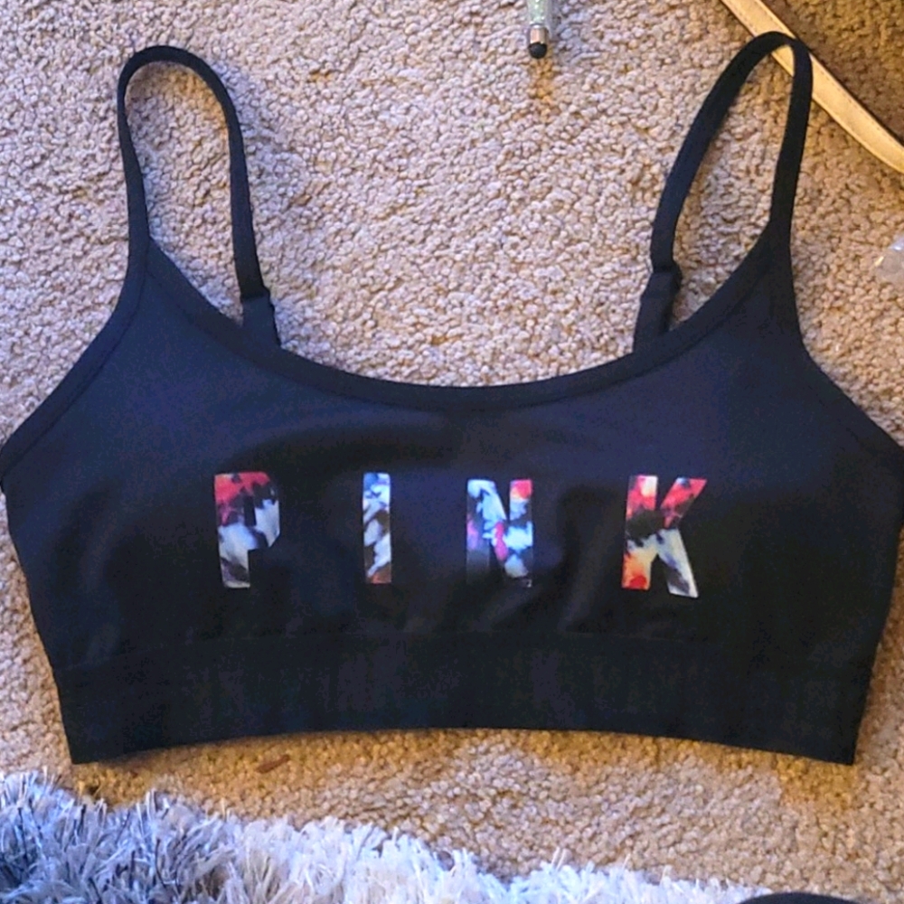 Pink Victoria's secret sports bran or evrydaysizeM